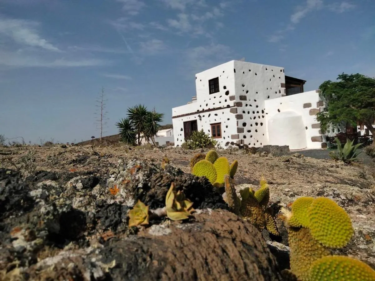 Lanzarote Casa Volcanica-Anclada Sobre La Lava Del Volcan location
